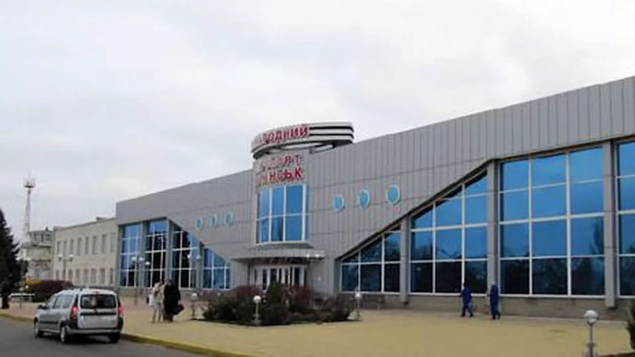 Kievul anunţă "deblocarea" aeroportului de la Lugansk, aflat sub controlul separatiștilor proruși