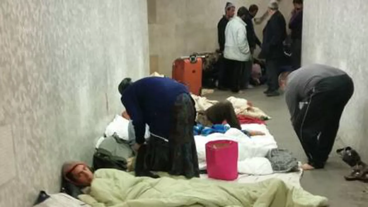 Mai mulți români dorm într-un pasaj londonez pentru că nu au bani să se întoarcă acasă
