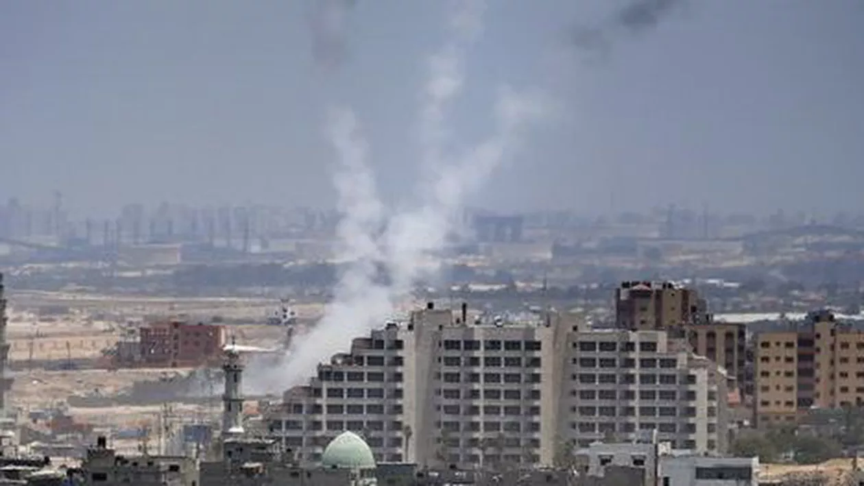 Aviaţia israeliană a reluat bombardamentele asupra Fâşiei Gaza