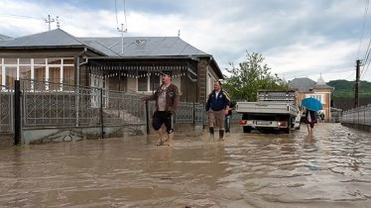 Mai multe localități din Neamț au rămas fără apă potabilă în urma inundațiilor din ultima perioadă