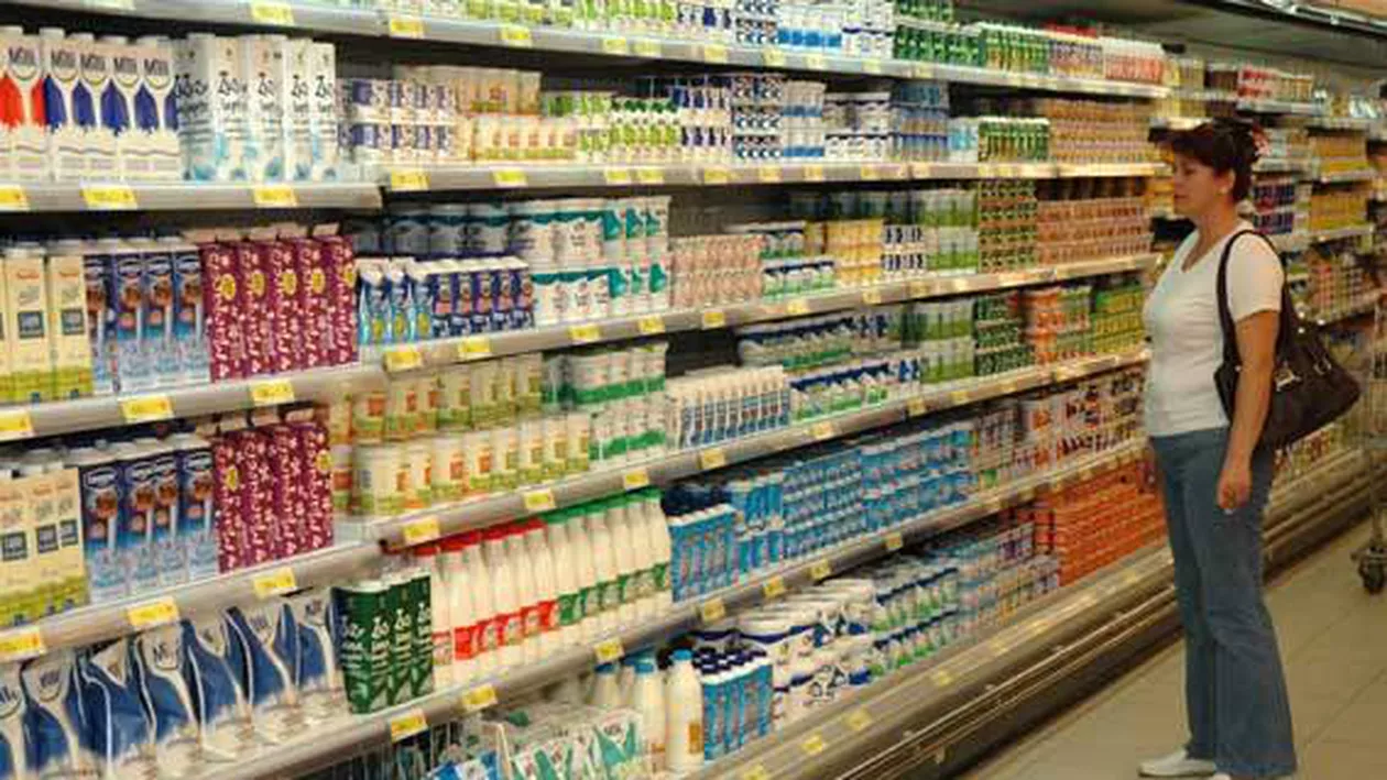 Aproape 15 tone de lapte şi produse lactate, oprite de la comercializare după controale ANPC