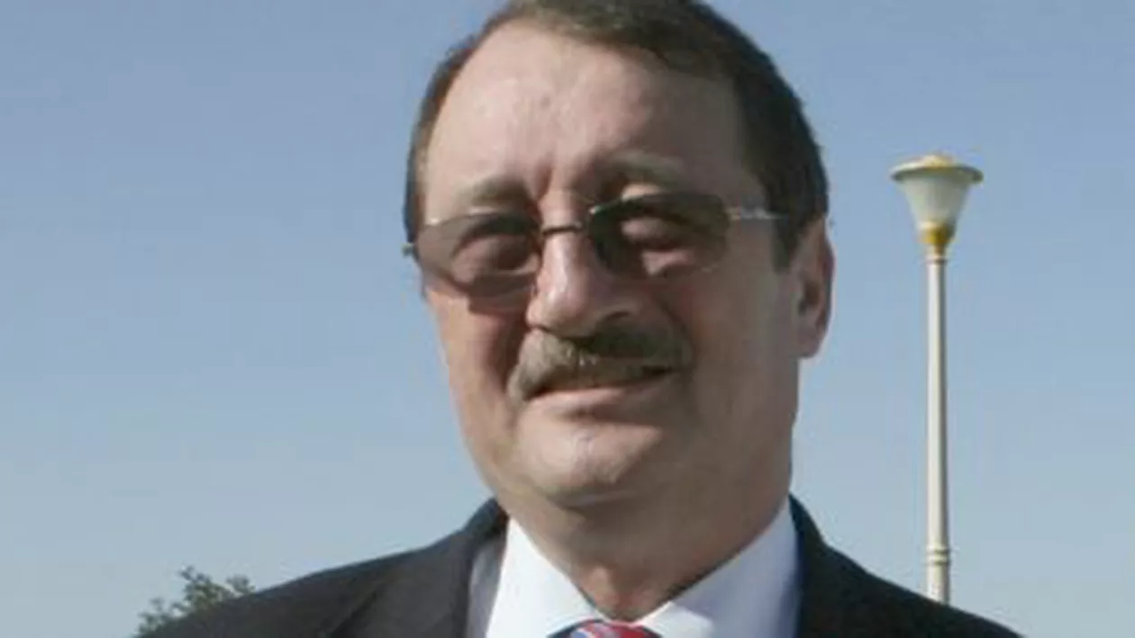 Mircea Băsescu cere arest la domiciliu