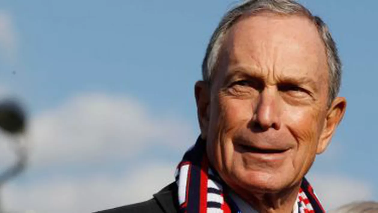 Fostul primar al New York-ului Michael Bloomberg sfidează suspendarea zborurilor către Israel, anunțând că va lua un avion spre Tel Aviv