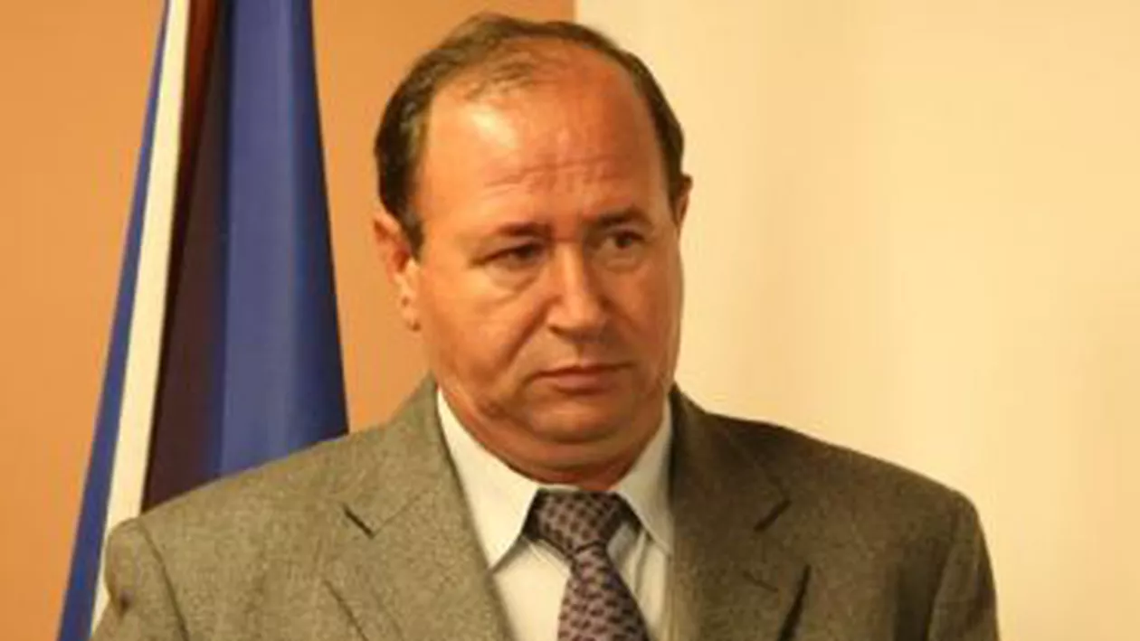Premierul Ponta a cerut destituirea șefului de la Apele Române, plecat în concediu în perioada în care numeroase județe din țară sunt afectate de inundații