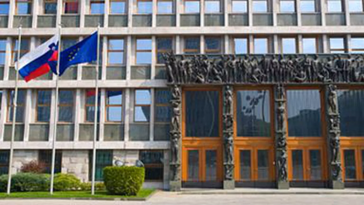 Noul Parlament al Sloveniei și-a depus jurământul