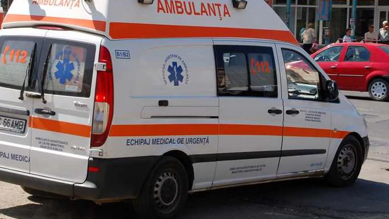 Vaslui: Copil de trei ani în stare gravă la spital, după ce a căzut de la etajul unei săli de biliard