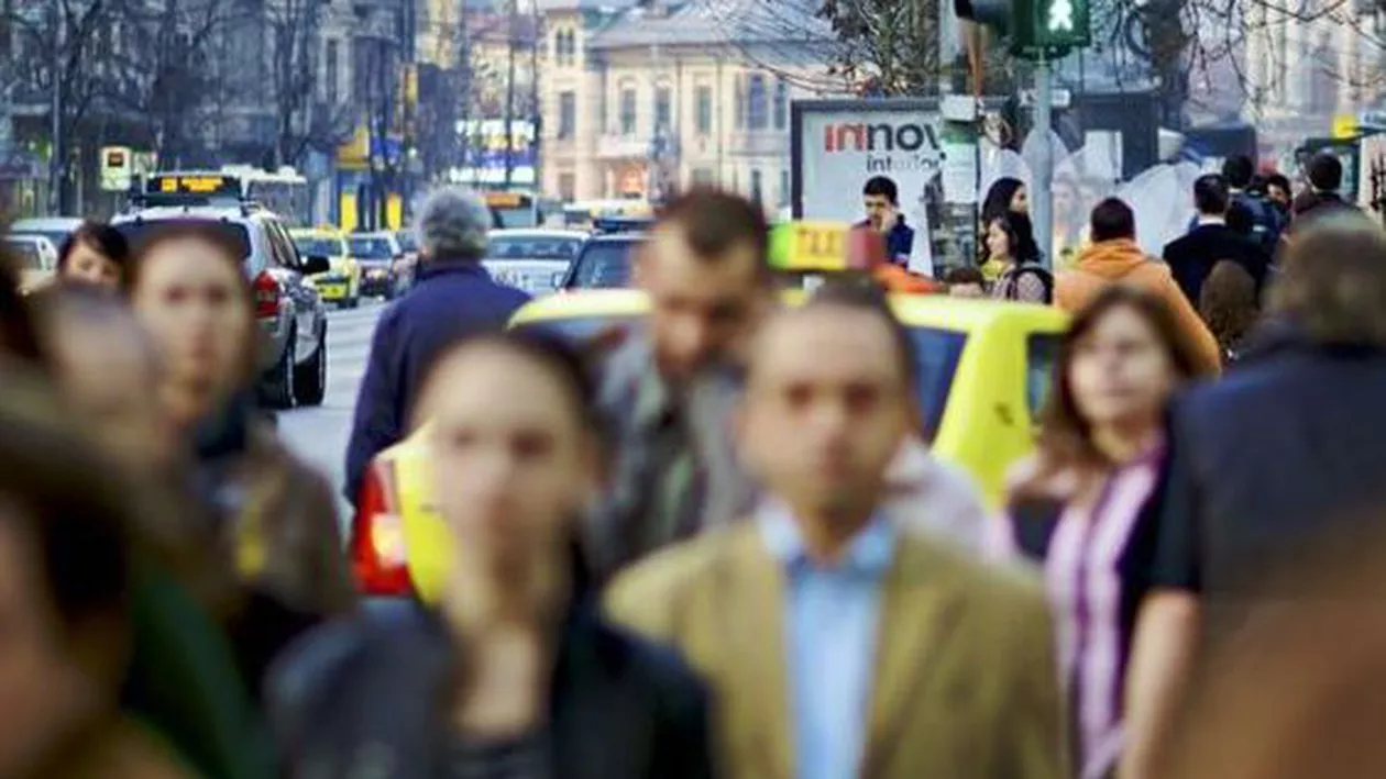 INS: Populaţia României a scăzut cu 3.186 de persoane în luna iunie