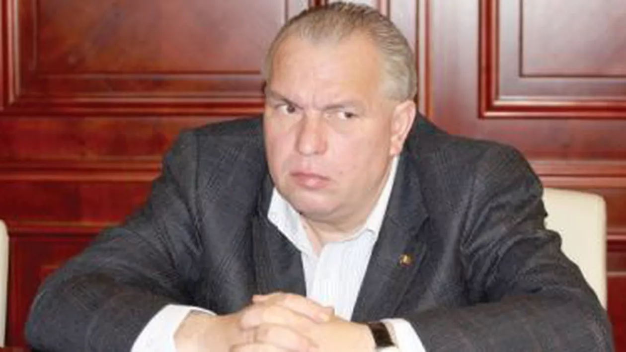 Nicușor Constantinescu, suspendat din funcția de președinte al CJ Constanța, la peste o lună și jumătate de la emiterea mandatului de arestare pe numele său