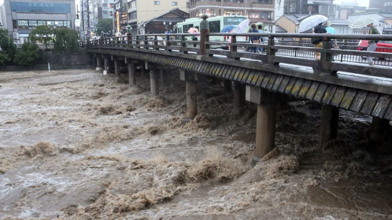 Japonia: 10 morți și zeci de răniți după trecerea taifunului Halong (VIDEO)