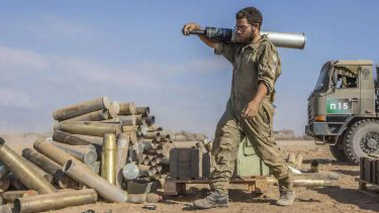 Kiev: Rusia a mobilizat 45.000 militari la frontierele Ucrainei