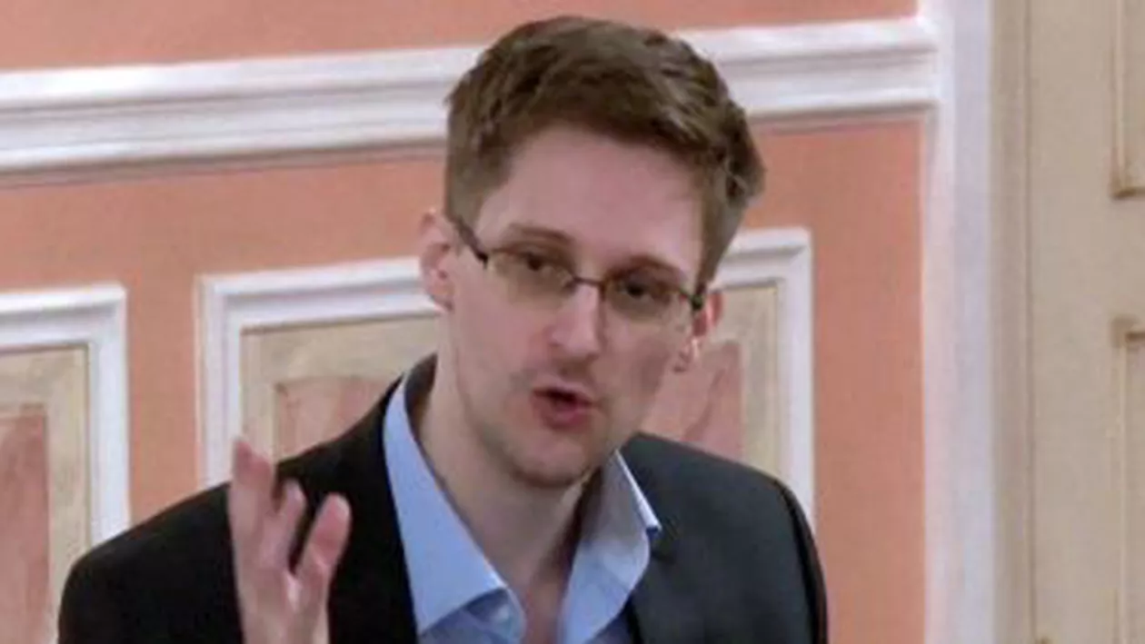 Edward Snowden: Statele Unite ripostează automat atacurilor cibernetice, monitorizând aproape toate sistemele online