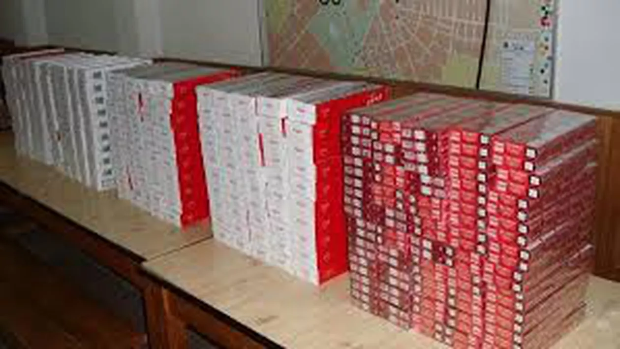 Suceava: Un șofer a abandonat din mers un microbuz în care avea țigări de contrabandă, pentru a nu fi prins