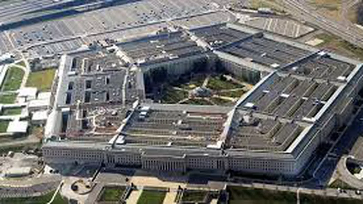 Pentagonul somează Rusia să retragă "imediat" convoiul din Ucraina