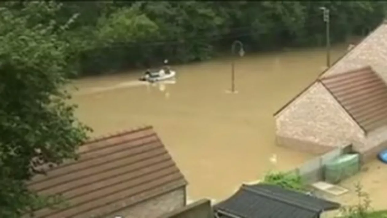 Cod galben de inundaţii pe râuri din judeţele Arad şi Bihor