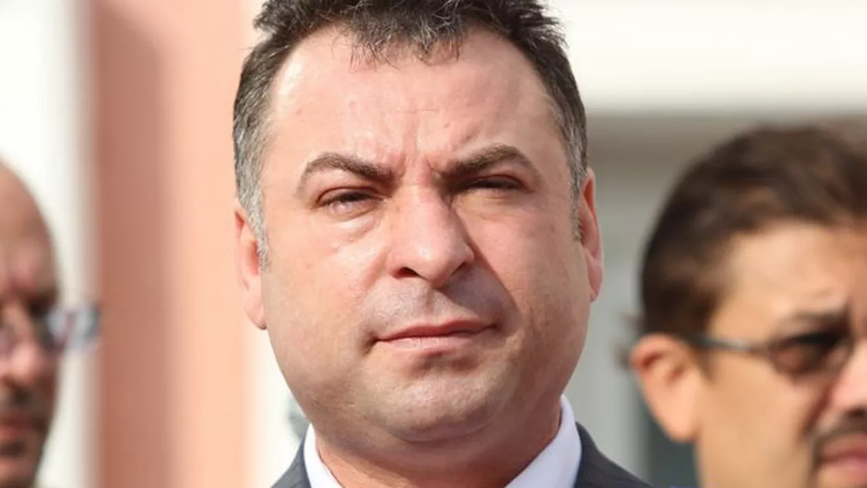 Primarul din Năvodari reținut pentru fapte de corupție va fi cercetat sub control judiciar