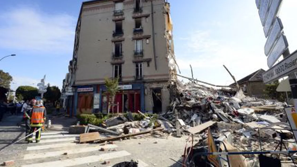 Cel puţin şapte morţi după prăbuşirea blocului de lângă Paris
