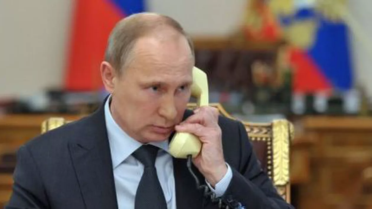 Putin a avut 35 de convorbiri telefonice cu Merkel, de la începutul anului, de trei ori mai multe decât cu Obama