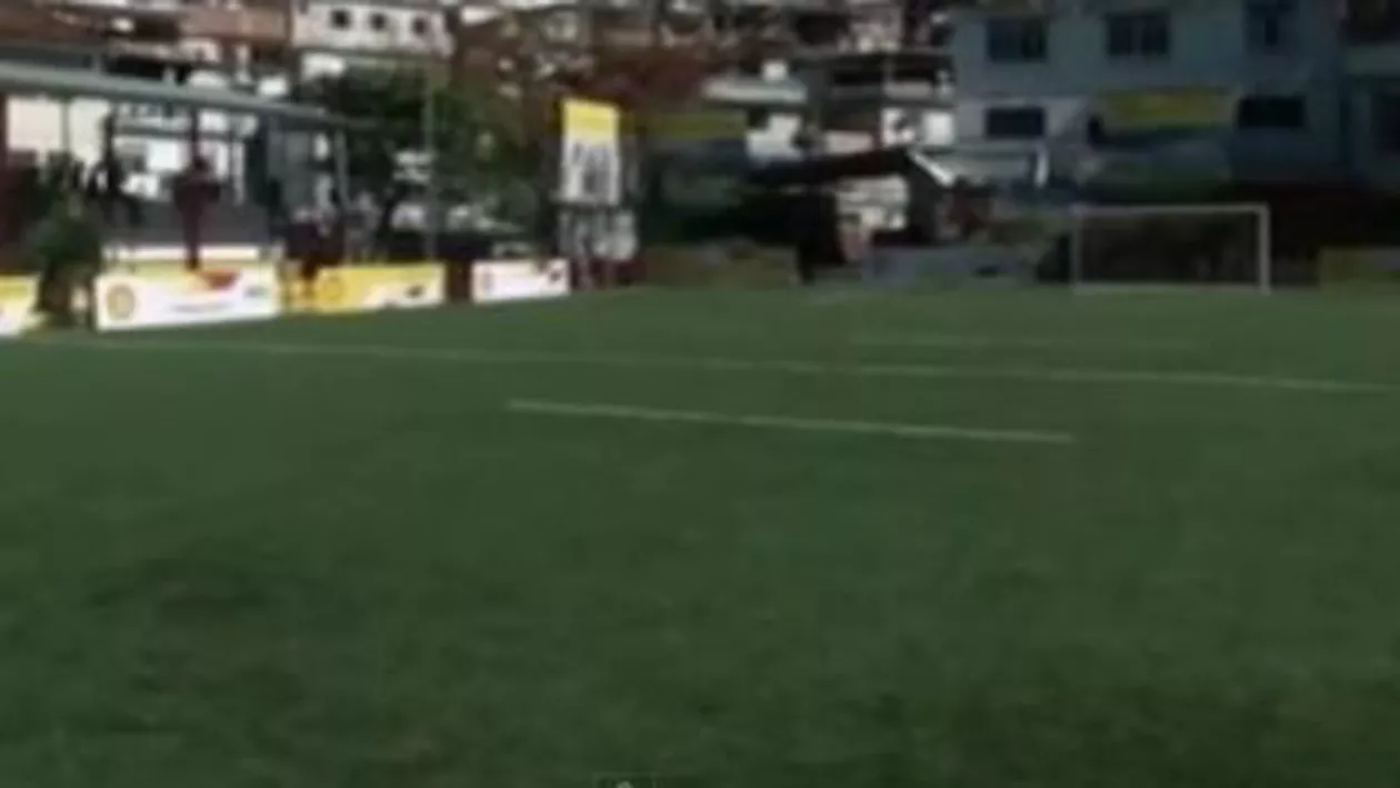 Teren de fotbal iluminat prin mişcările jucătorilor, inaugurat în Brazilia (VIDEO)