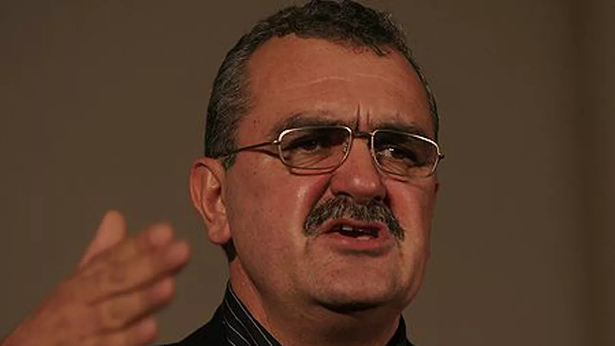 Miron Mitrea îi avertizează pe pesediști: Sunteți prea siguri de victorie înaintea alegerilor