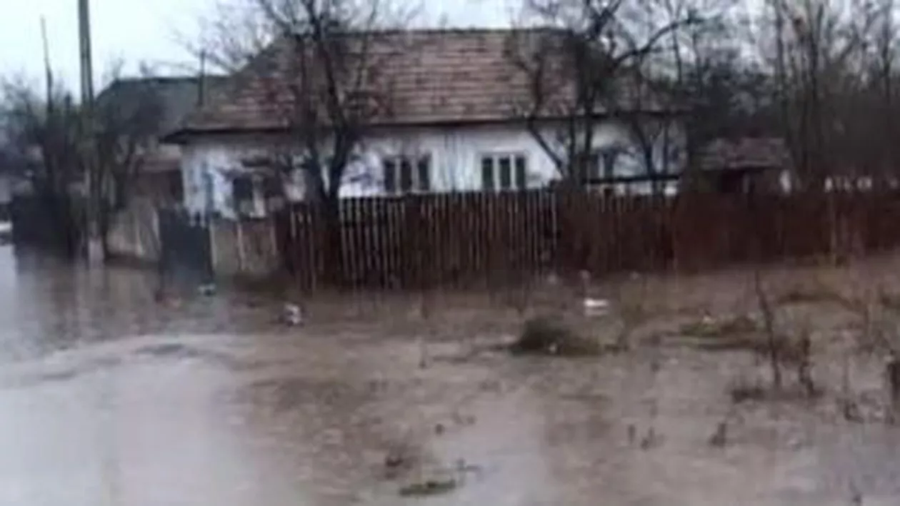 Codul portocaliu de inundații a fost prelungit pentru Timiș și Caraș-Severin (FOTO)