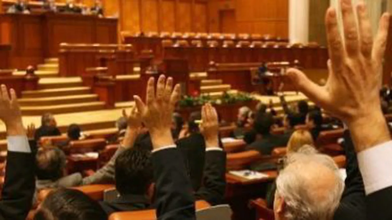 Ordonanța privind migrația aleșilor locali a fost respinsă de Camera Deputaților. Ponta: Se va discuta la Senat (VIDEO)