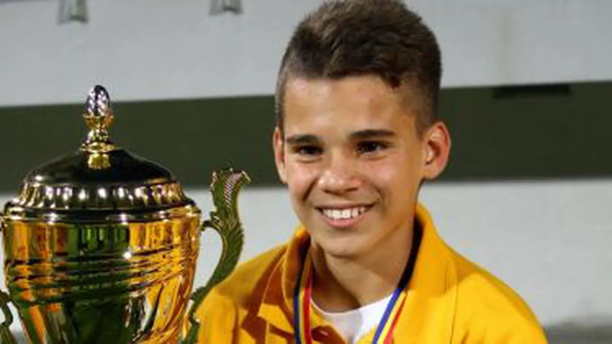 Transferul lui Ianis Hagi la celebra ”La Masia”, blocat de interdicția UEFA față de Barcelona