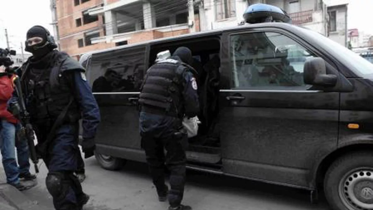Peste 75 de kilograme de droguri africane, capturate de poliţişti în Ilfov