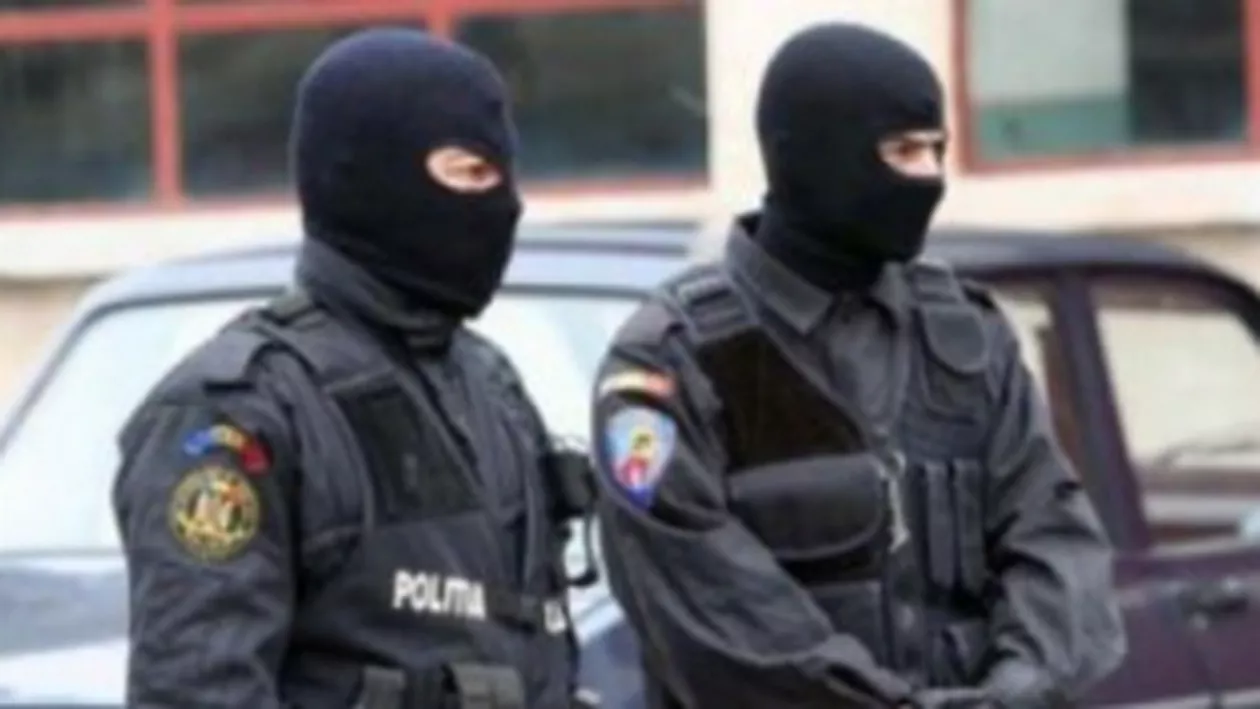Percheziții DNA la Parchetul de pe lângă Tribunalul Bihor