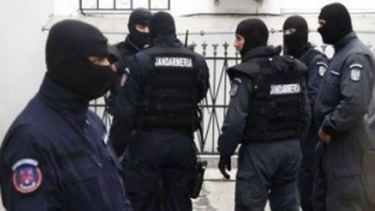 Percheziții în Capitală, la firme care vând online jucării contrafăcute: Prejudiciul este de 900.000 euro