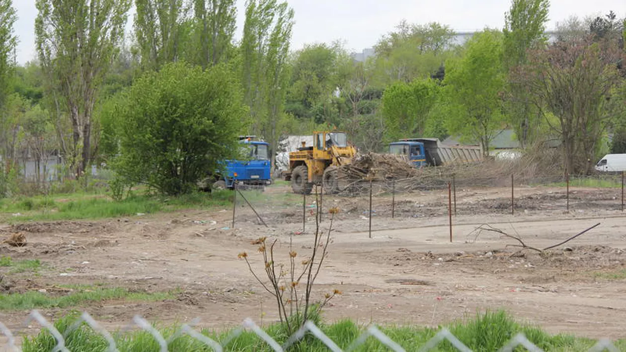 Primăria Capitalei a renunțat la aqualandul din Parcul Tineretului: Cei 53.000 de mp vor redeveni parc