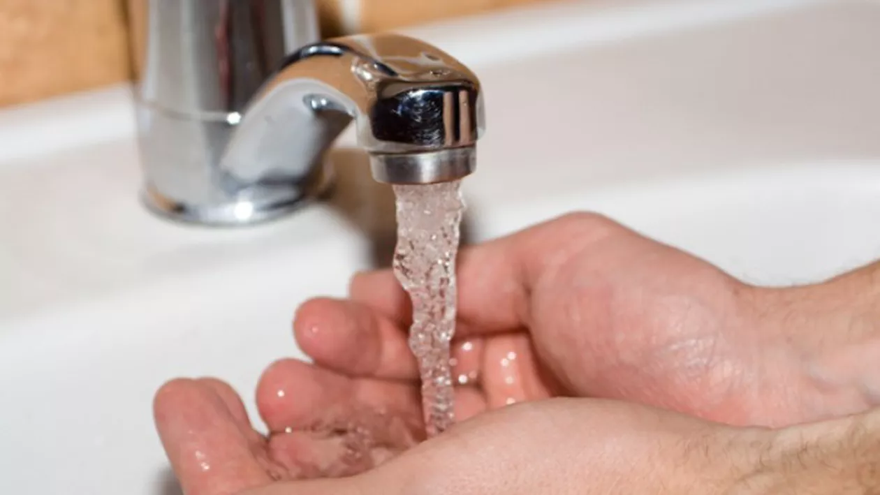 Centrala electro-termică a Sucevei şi-a oprit activitatea, populaţia rămânând fără apă caldă