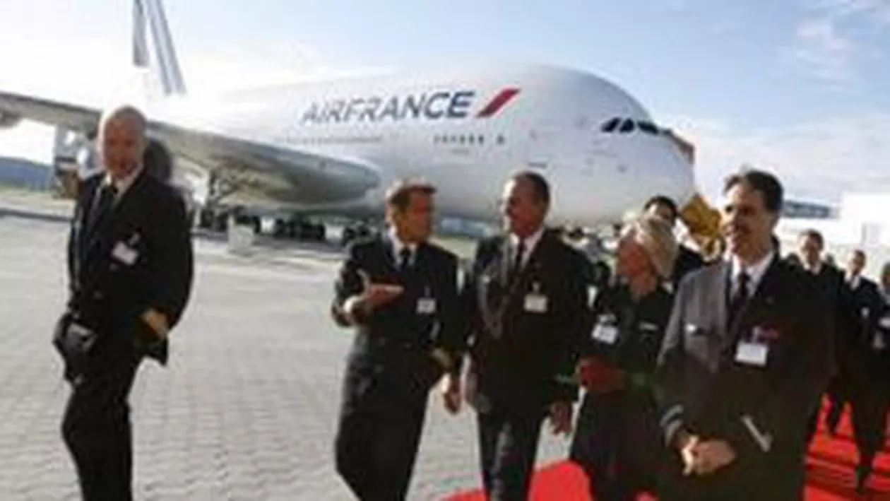 Greva piloților de la Air France a costat compania aeriană aproximativ 500 de milioane de euro