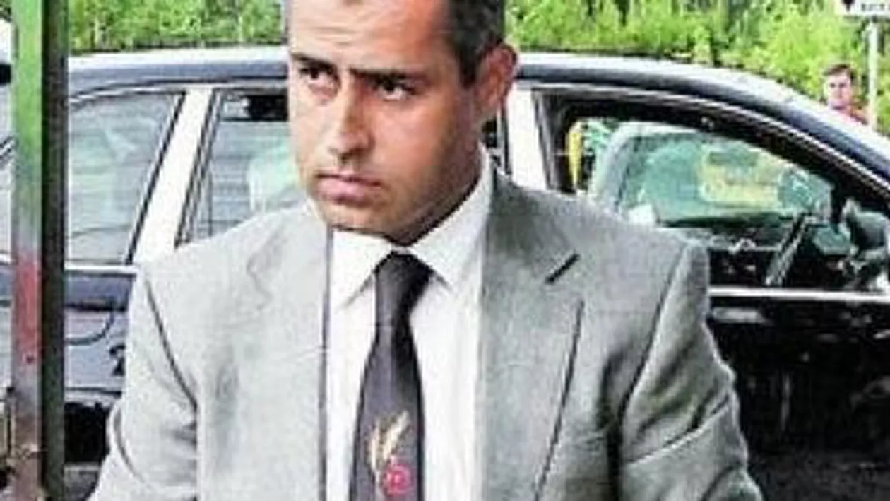 Scandal la reședința lui Remus Truică: Executori judecătorești și polițiști, ținuți la poartă de paznici