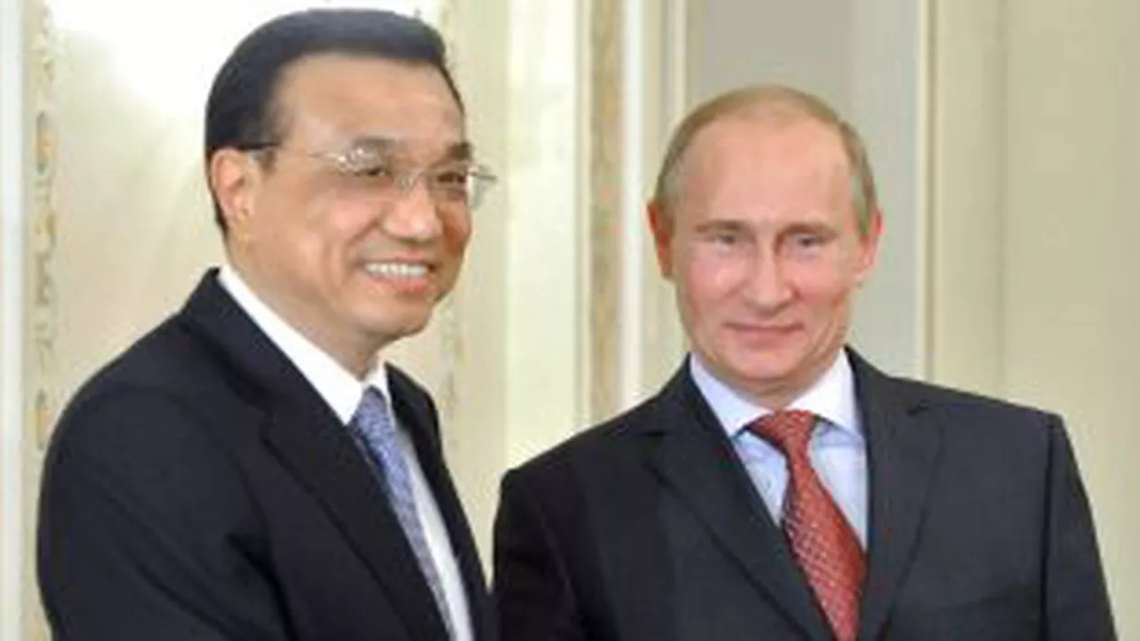 Afectată de sancțiunile UE și SUA, Rusia caută sprijin chinez în domeniul energiei