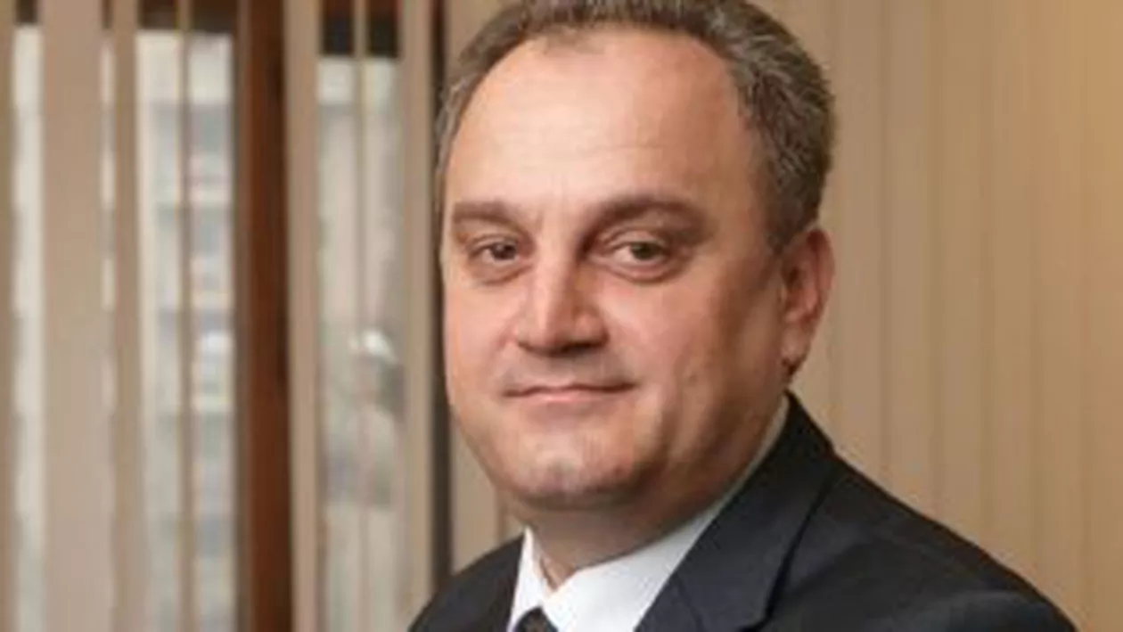 Fostul ministru Gabriel Sandu, audiat la DNA în dosarul Microsoft