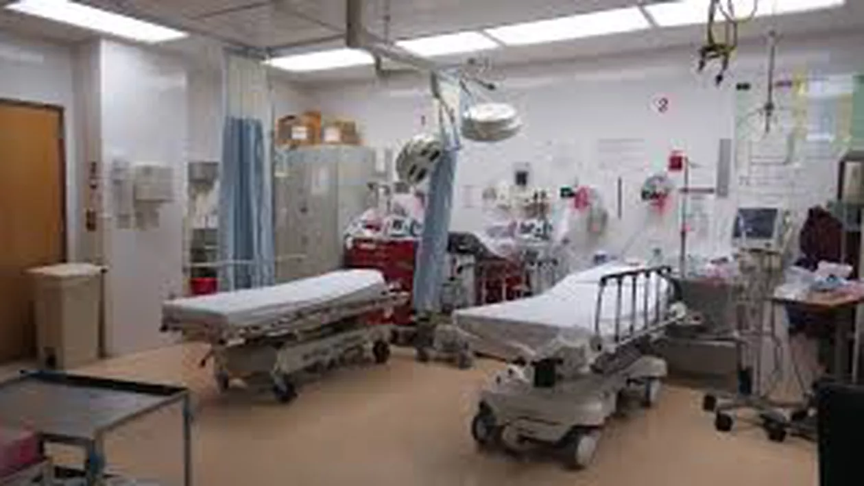 UK: O tânără de 24 de ani a născut fără să știe că este însărcinată. Medicii suspectau o infecție la rinichi