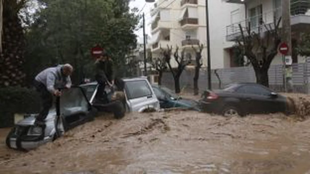 Grecia este afectată de inundații, după trecerea uraganului Gonazalo