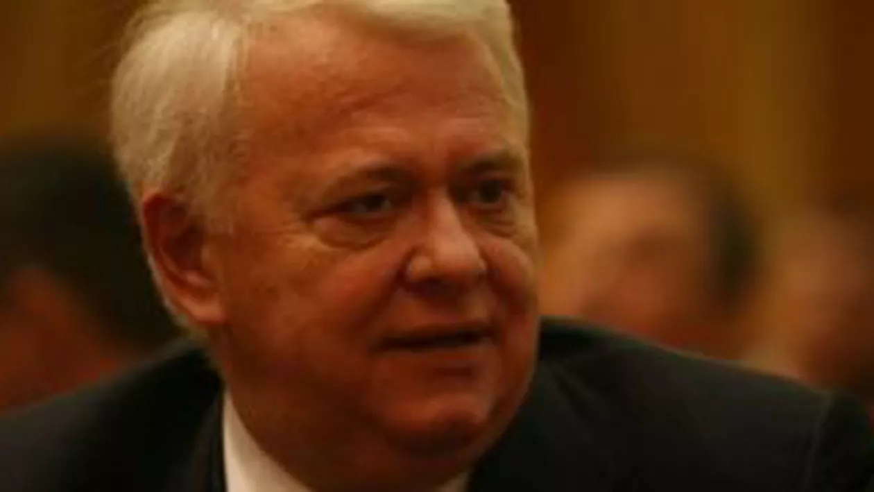Viorel Hrebenciuc, despre dezvăluirile privind casa fiului său: Casa în care locuiesc cu fiul, cumpărată de la Mitrea, care o moştenise de la părinţi