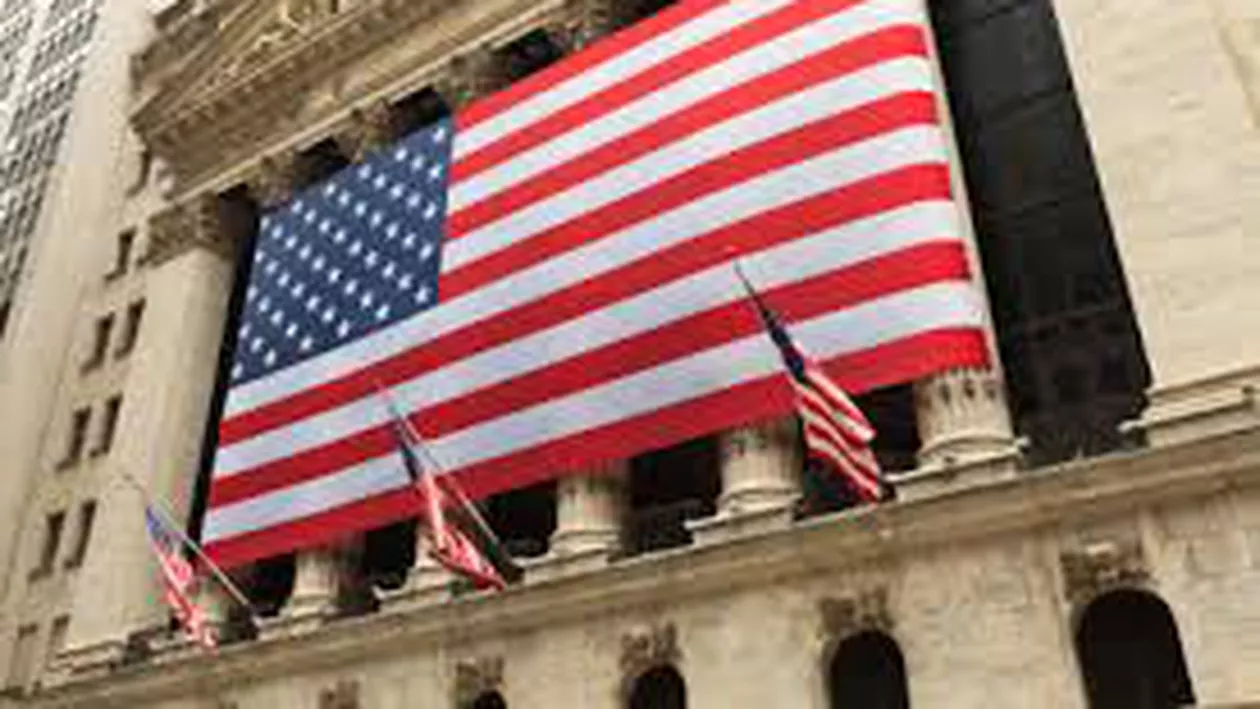 Economia SUA a crescut cu 3,5% în trimestrul al treilea, peste aşteptări