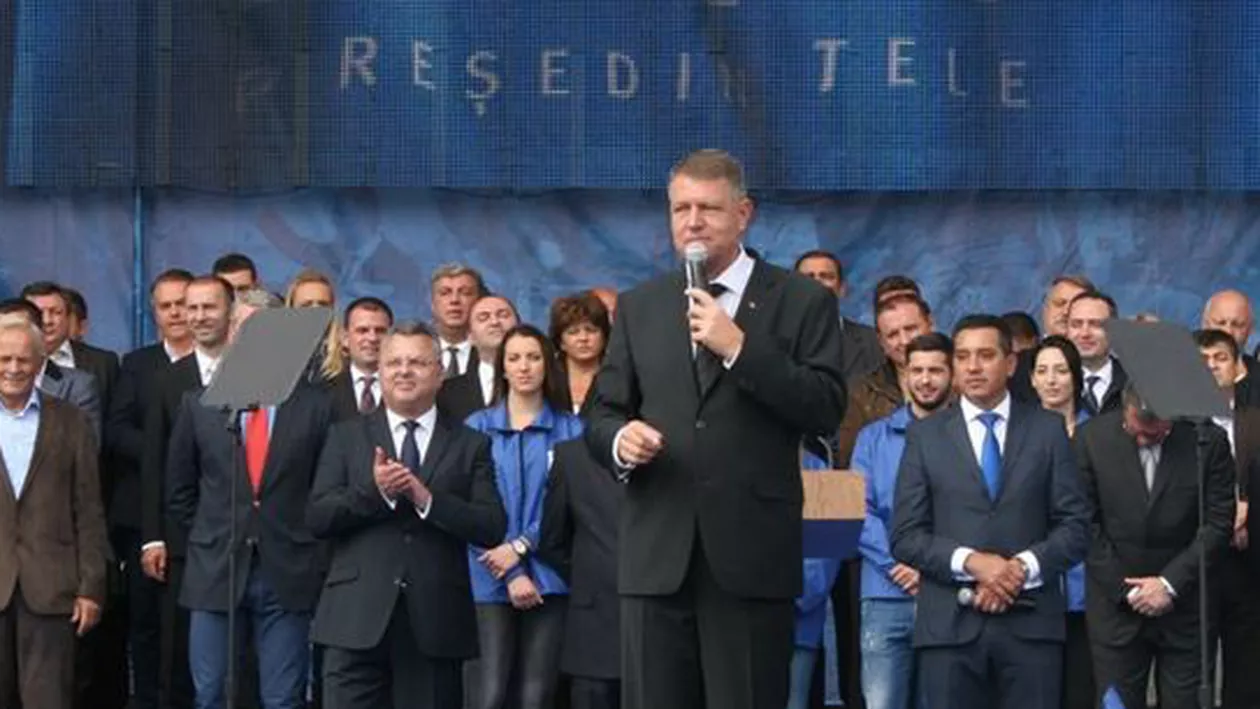 Klaus Iohannis, susținut de un alt urmărit penal, Gigi Chiru