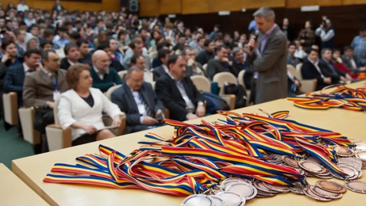 București: Elevii clasați pe primele locuri la olimpiadele naționale, premiaţi cu tabere de Primărie