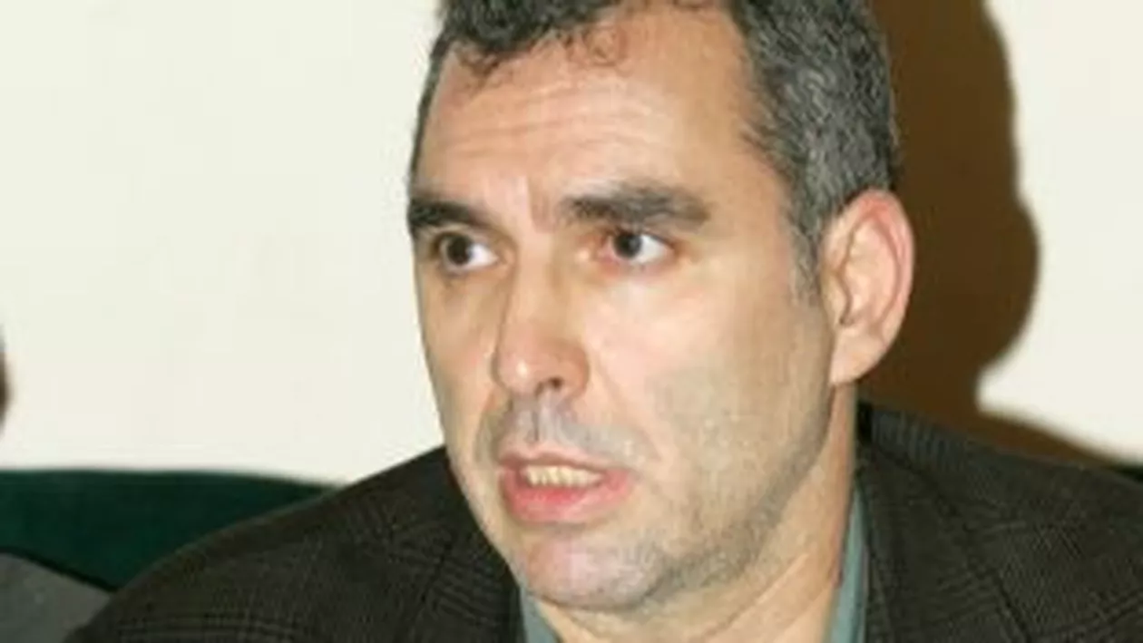 Andrei Ursu, fiul disidentului anticomunist Gheorghe Ursu, a renunţat la greva foamei