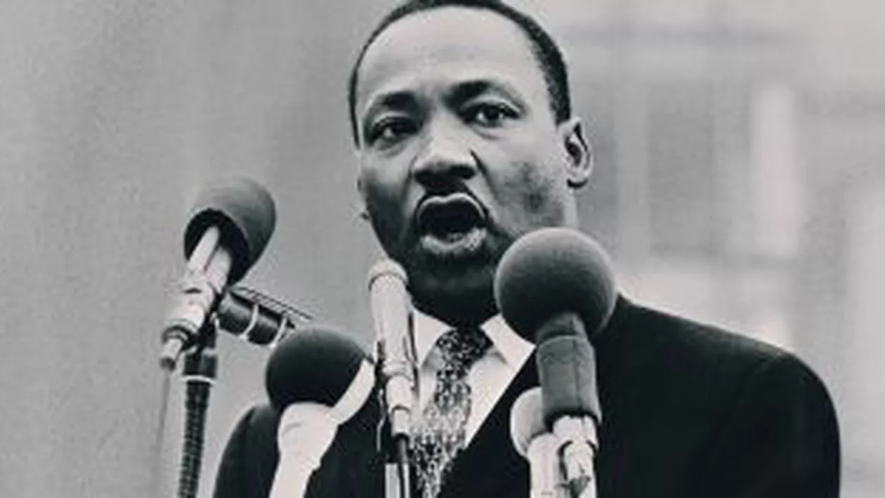 O scrisoare necenzurată, trimisă de FBI lui Martin Luther King, numindu-l "bestie rea, anormală", a fost publicată
