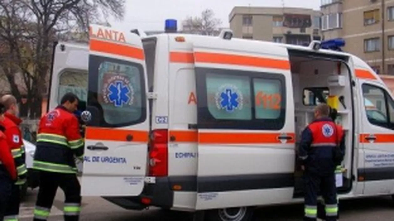 Explozie într-o garsonieră din Cransebeș. Proprietarul locuinței a suferit arsuri în urma deflagrației