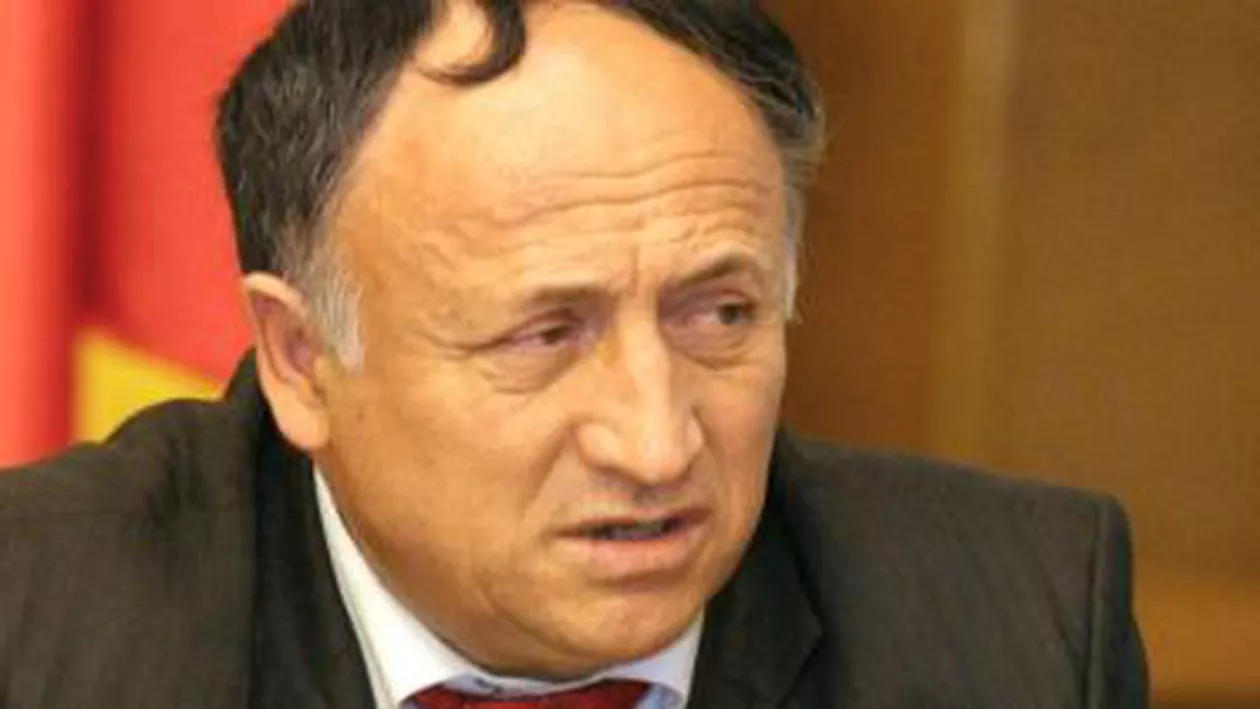 DNA pune sechestru pe averea primarului PSD din Pitești, Tudor Pendiuc, și a fiicei sale