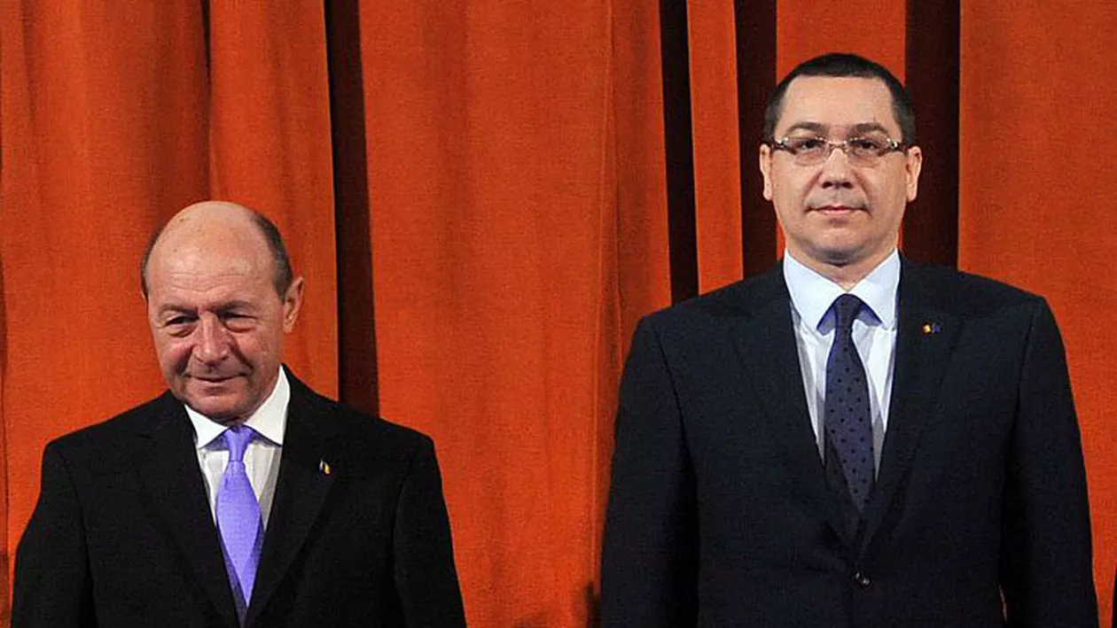 Băsescu a postat pe Facebook un filmuleț cu „pisicuțul” Ponta: "Sunt de acord cu dumneavoastră!" Premierul răspunde cu o manea (VIDEO)