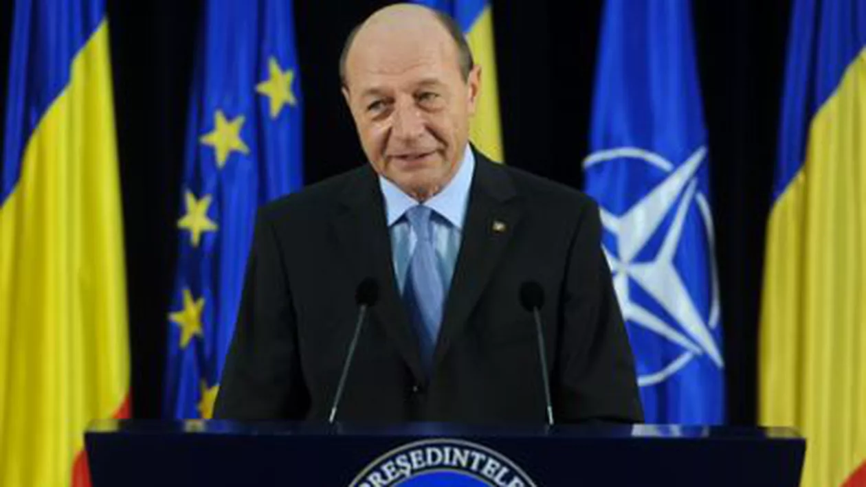 Traian Băsescu a grațiat o femeie condamnată pentru furt, care are șase copii mici