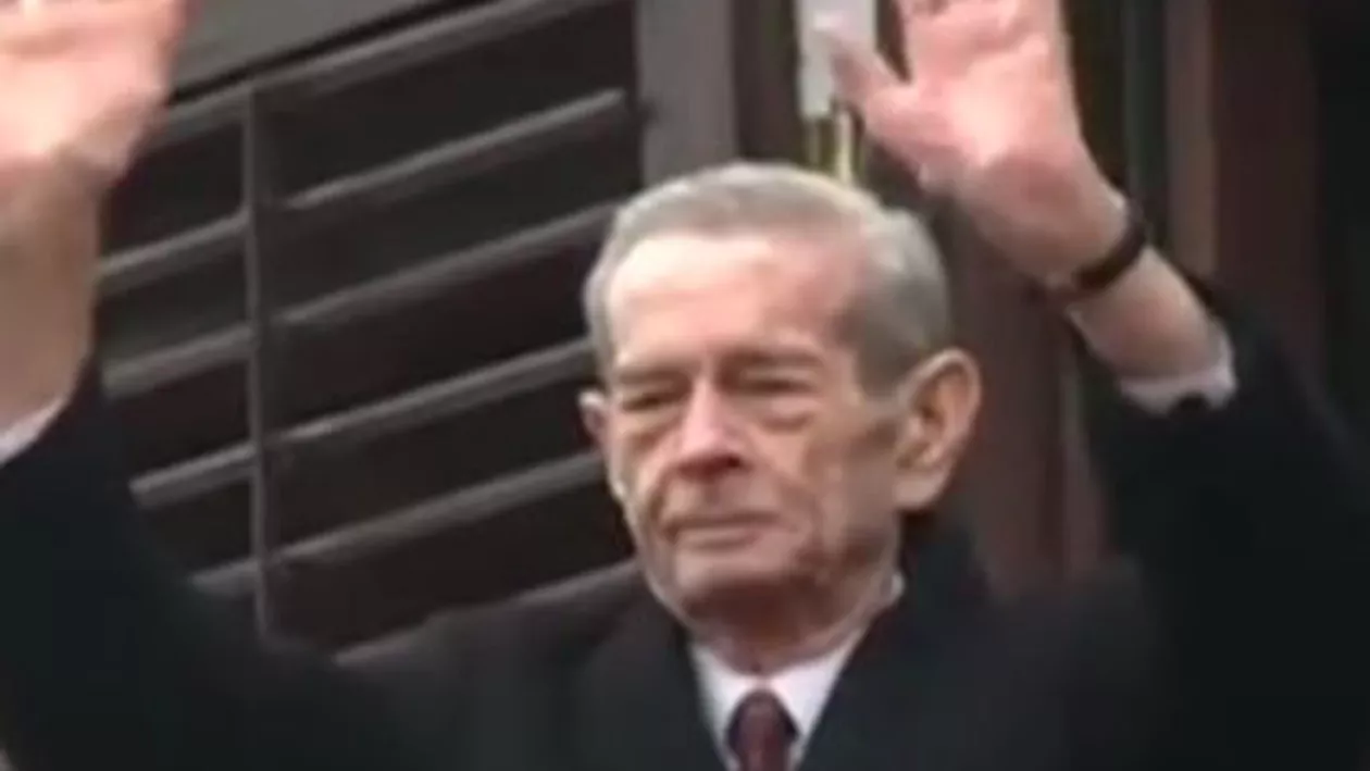 Klaus Iohannis l-a invitat pe Regele Mihai la învestitura sa