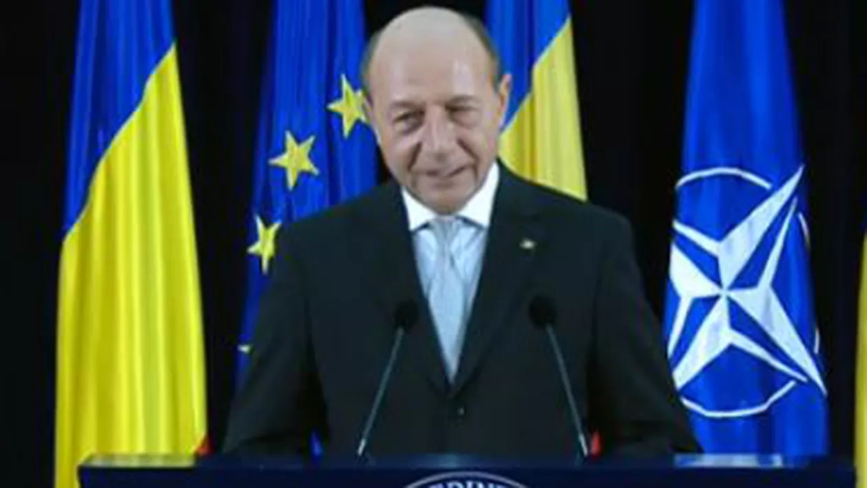 Traian Băsescu: Ambasadorii români nu sunt de vină pentru aglomerația de la urnele din diaspora