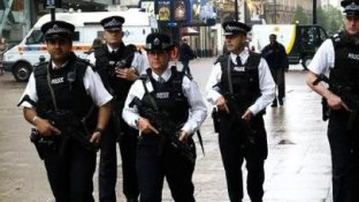 Poliția britanică anunță că a dejucat "patru sau cinci comploturi teroriste" în 2014, faţă de unul singur cât era media altor ani